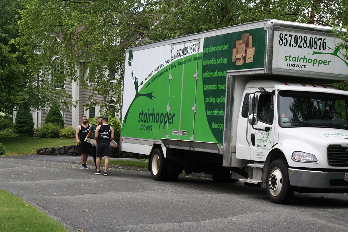 How Movers Facilitate Last Minute Moving Services - Blogstudiio