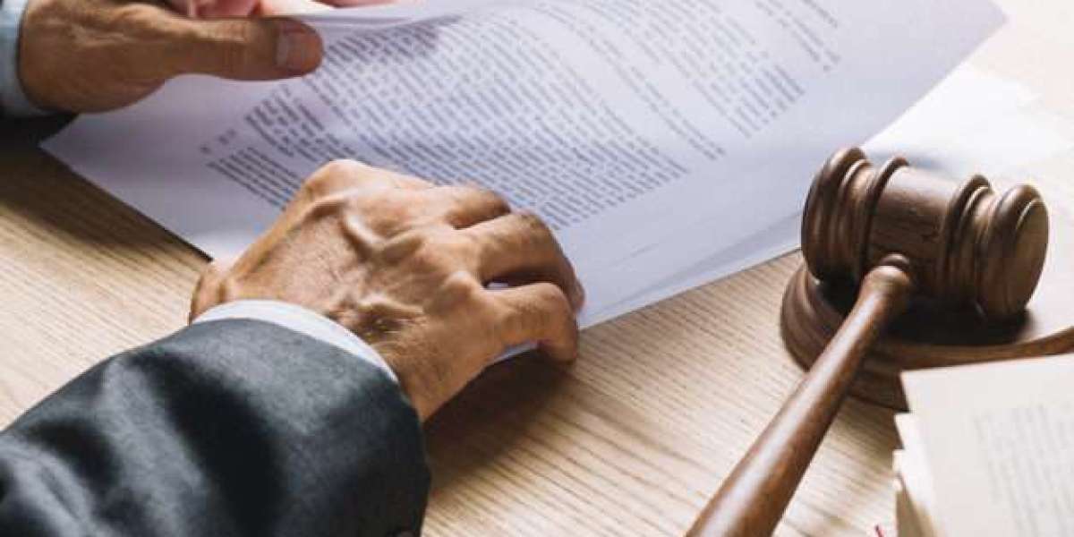 Navigating the Legalese: A Guide to Legal Translation in Dubai