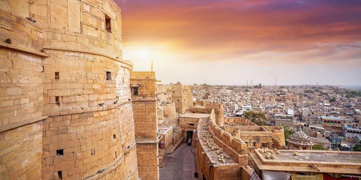 Cab in Jaisalmer for Reasonable Sightseeing