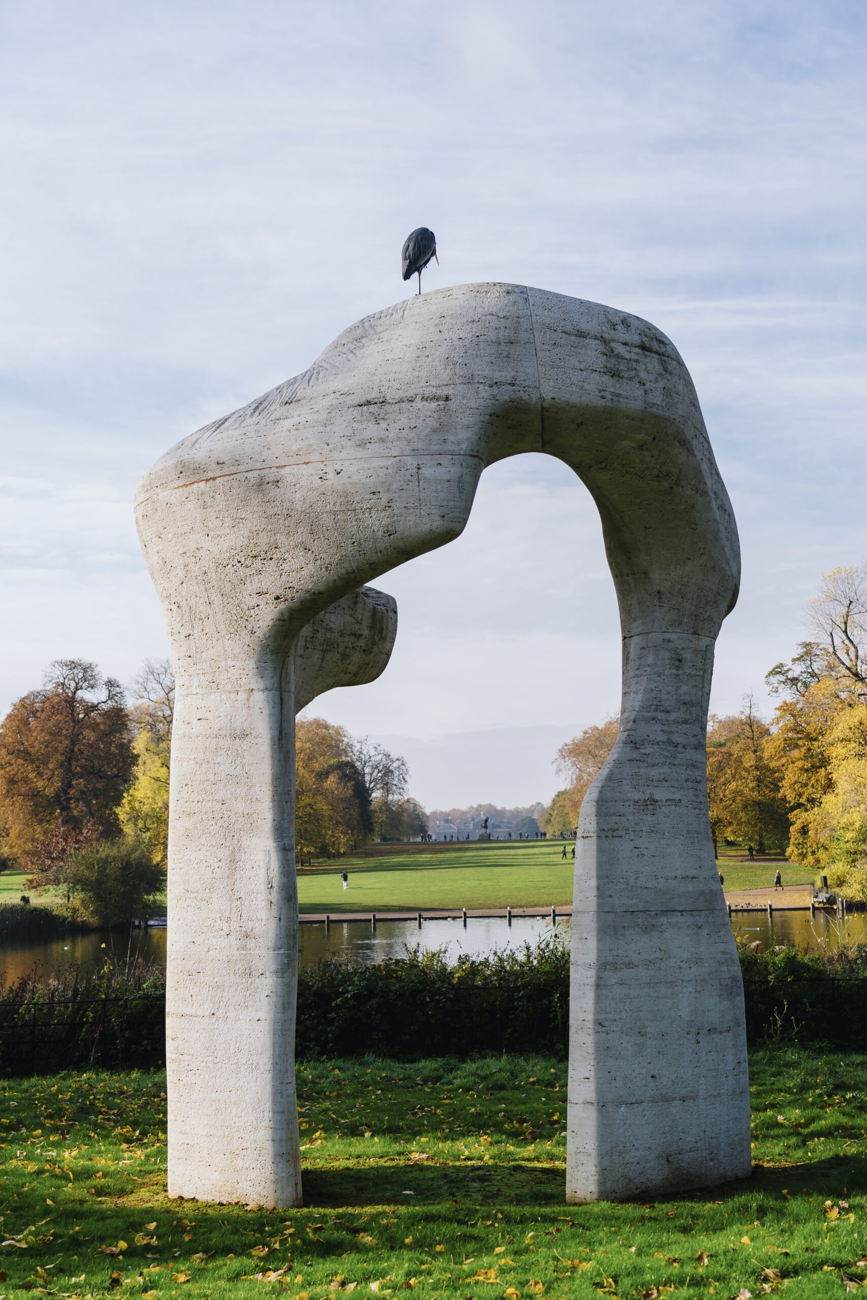 How Sculpture Reflects The Spirit Of Innovation In Modern Art - Kinked Press