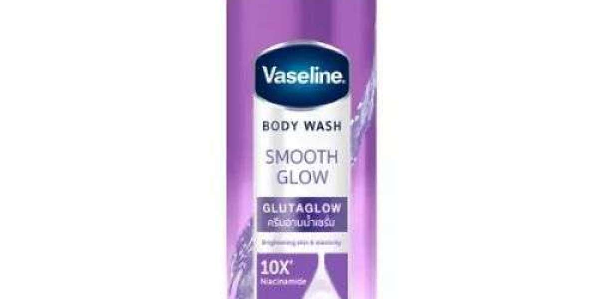 Luxurious Cleansing, Radiant Results: Vaseline Smooth Glow GlutaGlow