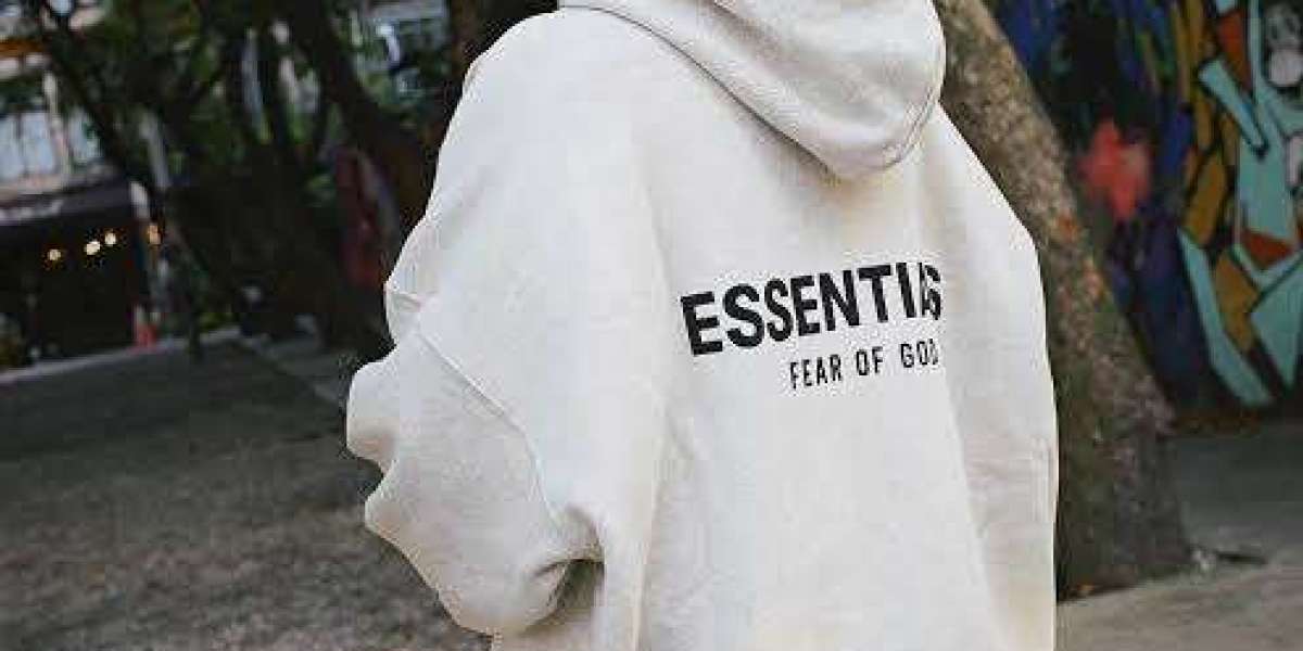 Essentials Hoodie The Perfect Gift for Any Occasion