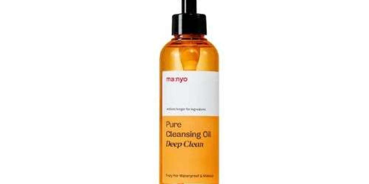 Struggling with Stubborn Makeup and Blackheads? Manyo Pure Cleansing Oil Deep Clean is the Answer!