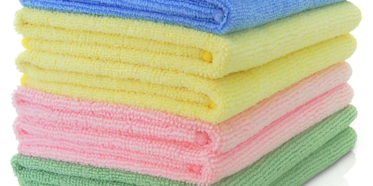 The Essential Role of UKCS Microfiber Cloths and White Chopping Boards in Food Safety and Hygiene