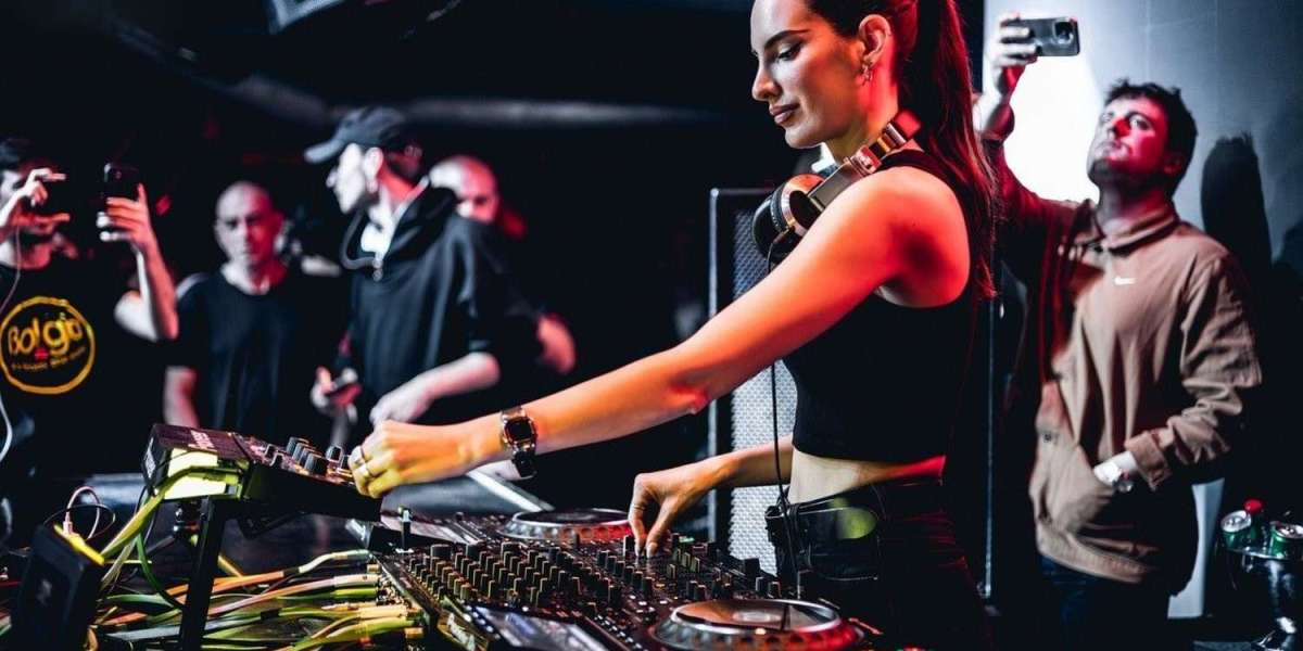 7 Expert Tips for Hosting a Sustainable DJ Party – Insights from Gentone Events