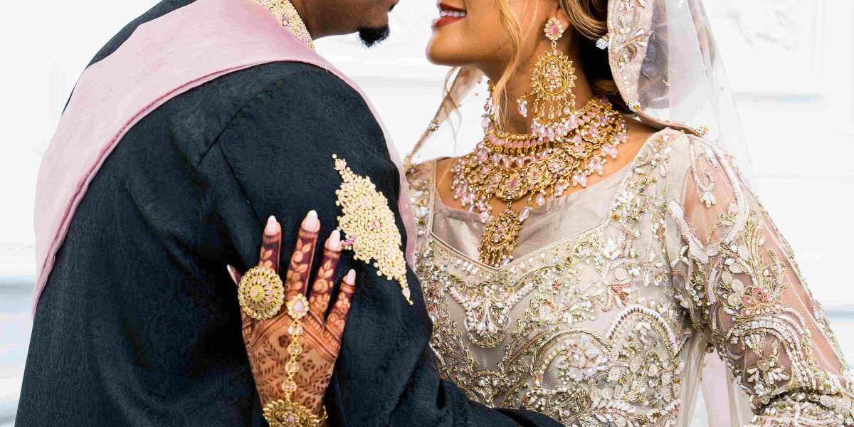 Discover Custom Pakistani Bridal Dresses Ottawa Loves