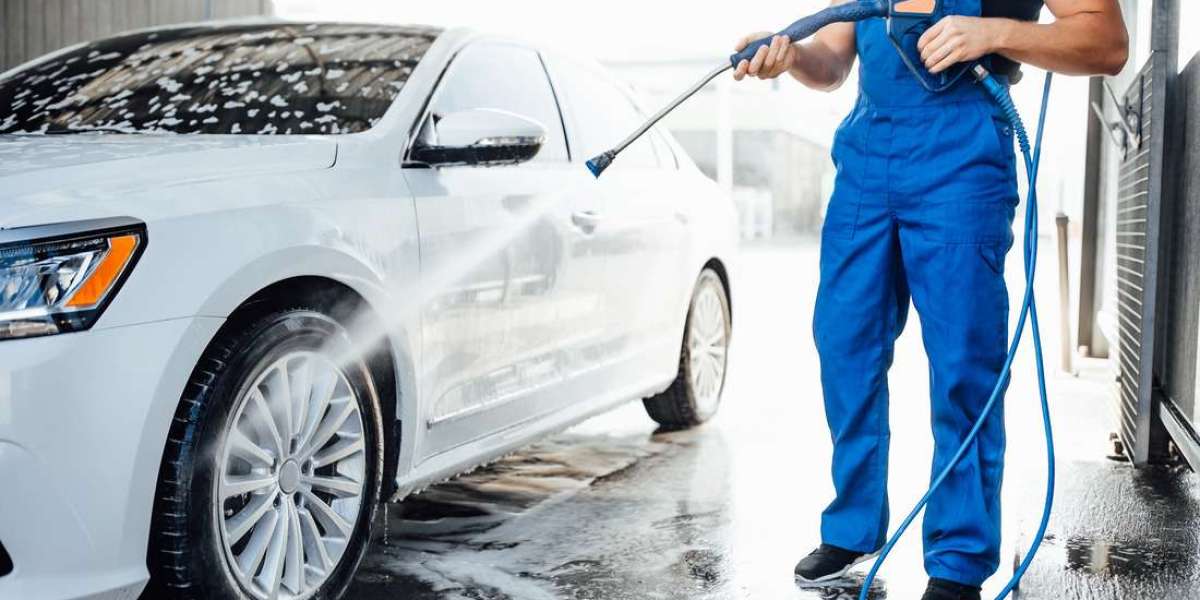 The Ultimate Guide to Quick and Easy Car Wash Services in UAE
