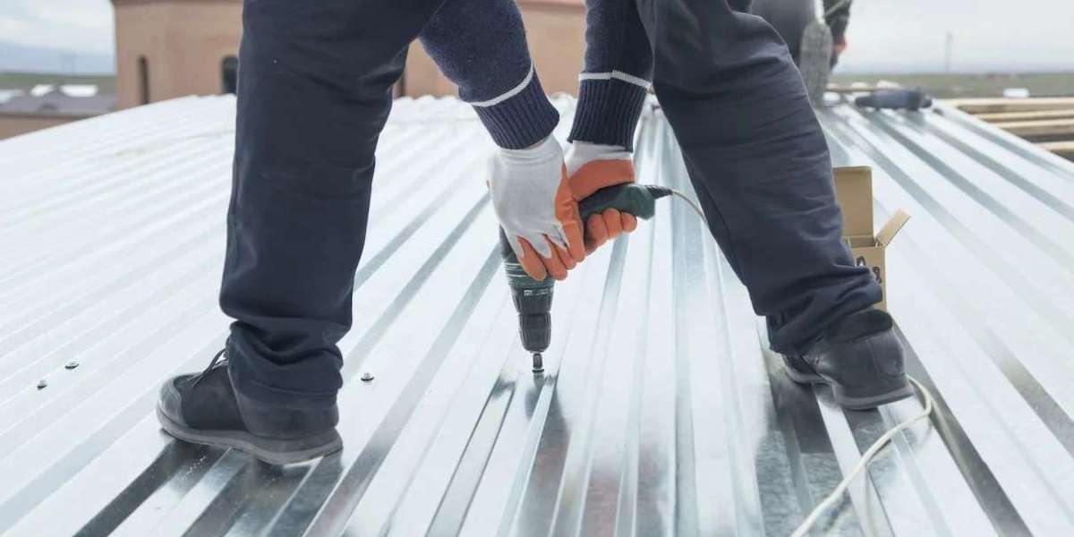 How to Fix Common Metal Roof Problem Areas