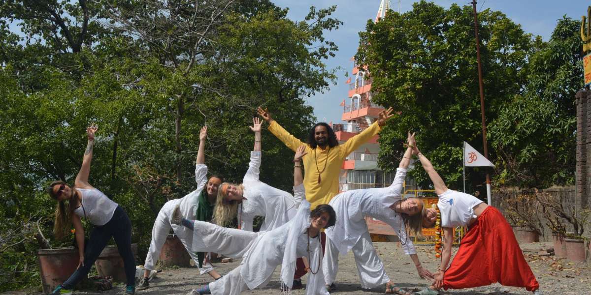 Discover Inner Peace at a Rishikesh Meditation Centre
