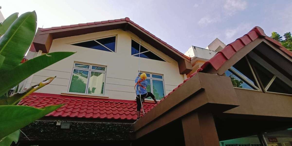 How a Waterproofing Contractor Helps Protect Buildings in Singapore
