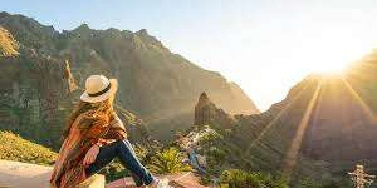 The Rise of Solo Female Travel: What to Know in 2025