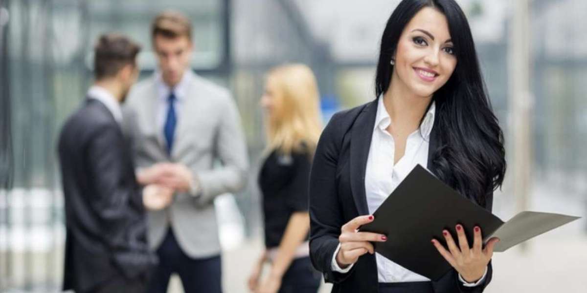 The Standard of Excellence: How to Identify the Best Immigration Solicitors for Your Case